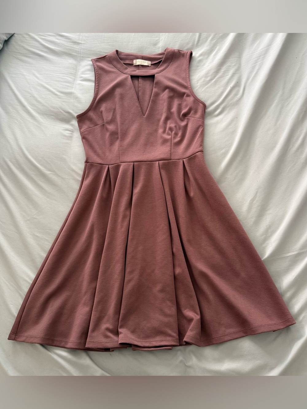 Altar’d State Mauve Keyhole Fit & Flare Dress – Size S